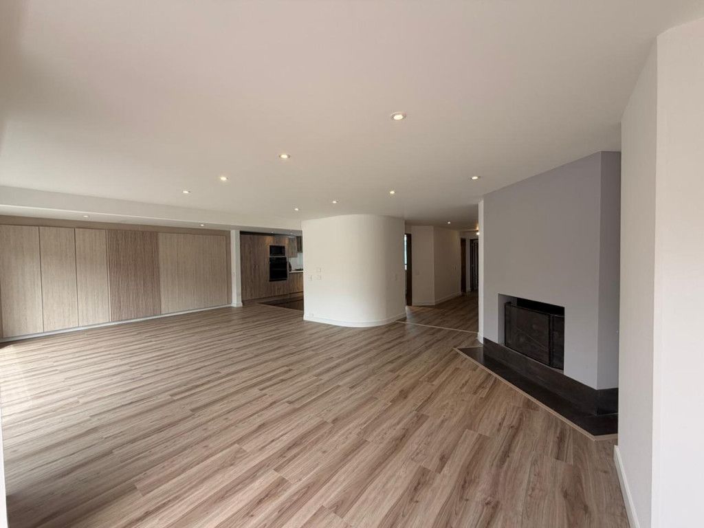 Apartamento en arriendo Cundinamarca Bogotá Mochuelo Norte 330 m2 Habitaciones 4 Baños 4 Garajes 3 Precio $16500000