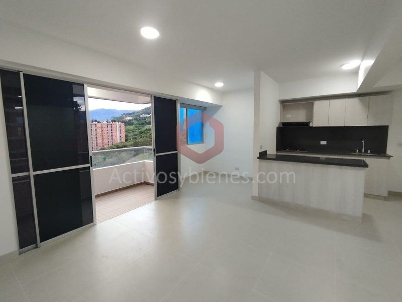 Apartamento en arriendo Antioquia Sabaneta Los Alcázares 75 m2 Habitaciones 3 Baños 2 Garajes 1 Precio $3300000