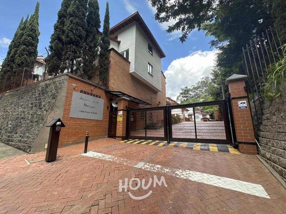 Casa en venta Antioquia Medellín Alejandria 300 m2 Habitaciones 5 Baños 5 Garajes 3 Precio $1800000000