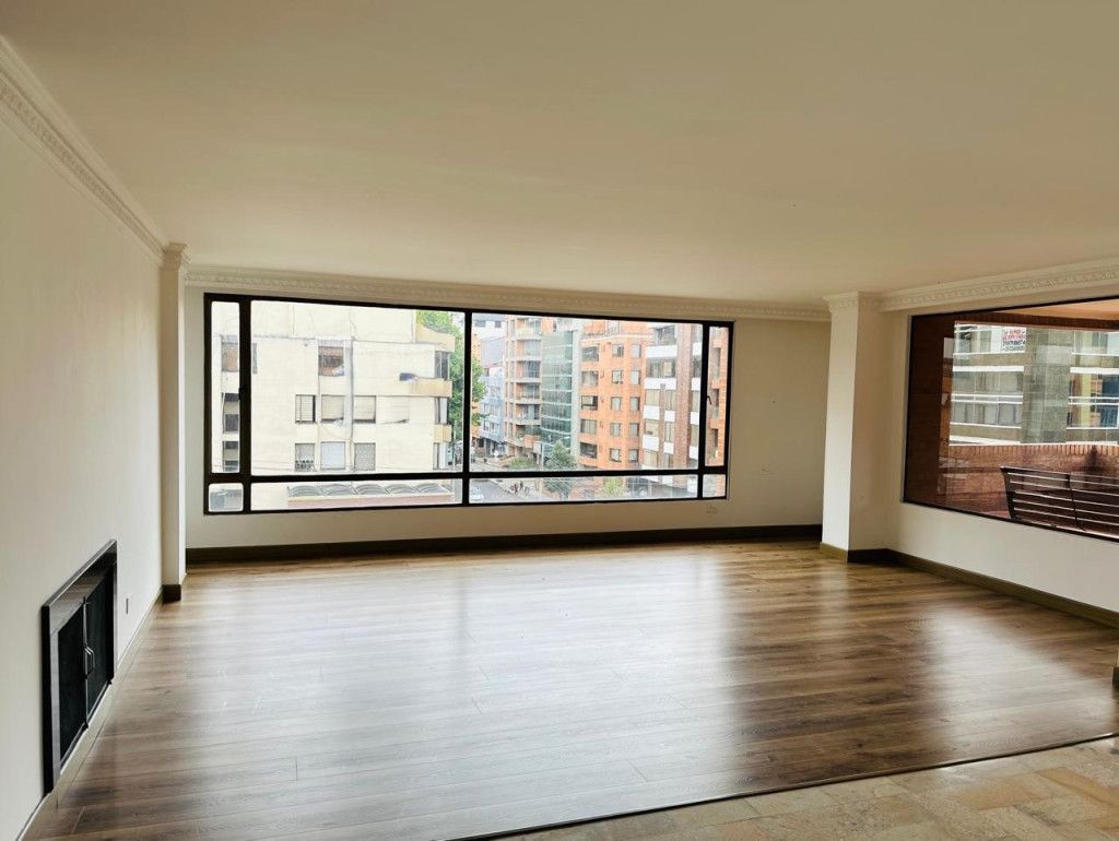 Apartamento en arriendo Cundinamarca Bogotá Chico Norte Et Iii 286 m2 Habitaciones 3 Baños 4 Garajes 3 Precio $11000000