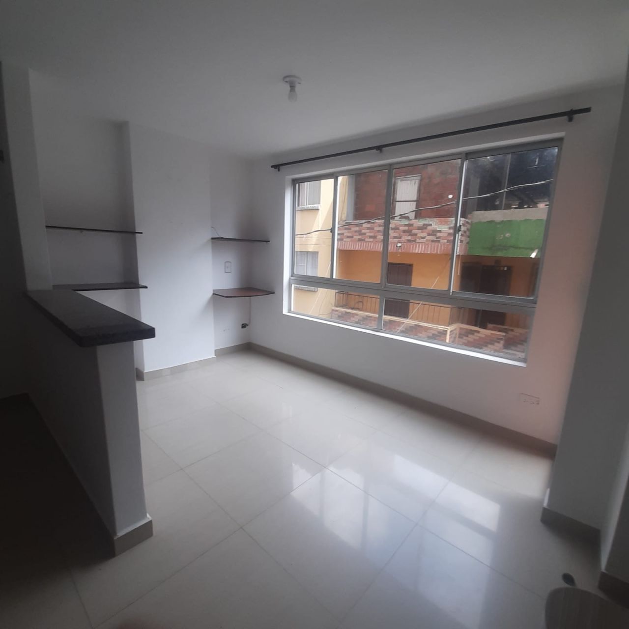 Apartamento en arriendo Antioquia Sabaneta Holanda 50 m2 Habitaciones 2 Baños 1 Garajes 0 Precio $3000000