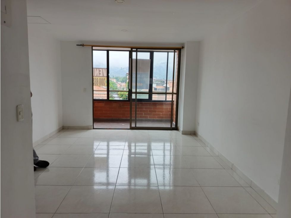 Apartamento en venta Antioquia Medellín Medellín 79 m2 Habitaciones 3 Baños 3 Garajes 1 Precio $380000000