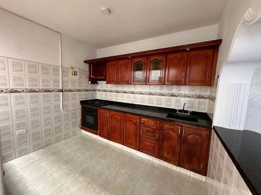 Casa en arriendo Antioquia Medellín La Castellana 150 m2 Habitaciones 5 Baños 4 Garajes 0 Precio $4200000