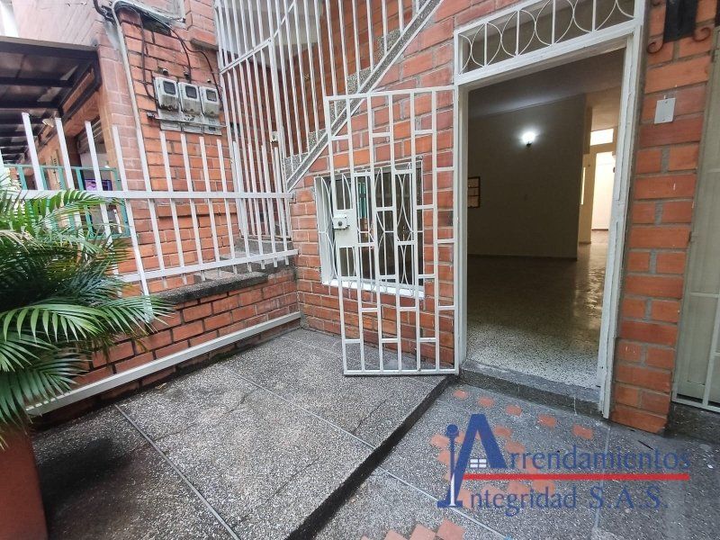 Casa en arriendo Antioquia Medellín Santa Lucia 100 m2 Habitaciones 3 Baños 2 Garajes 0 Precio $2100000