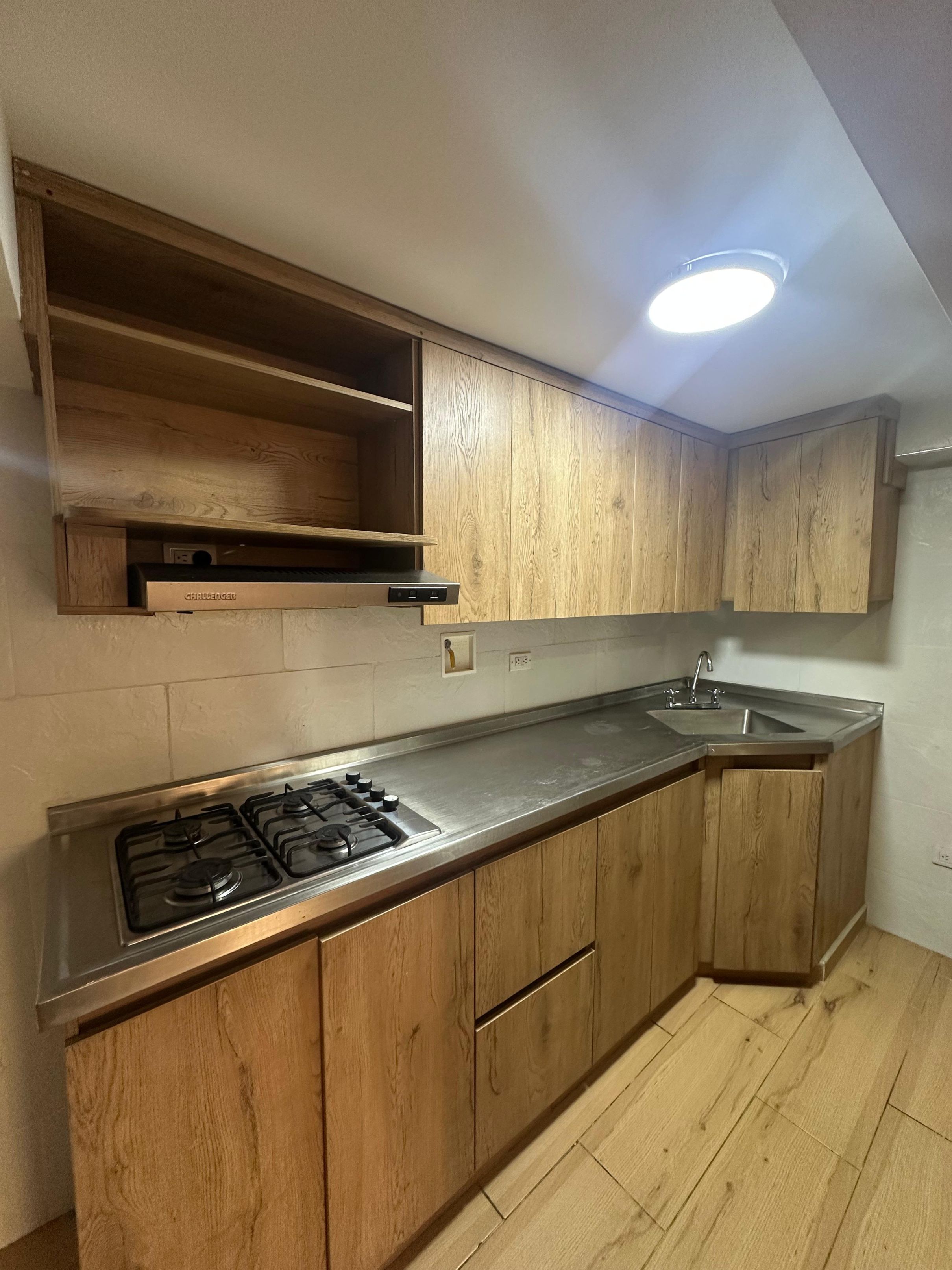Apartamento en arriendo Antioquia Medellín Cataluña 72 m2 Habitaciones 3 Baños 2 Garajes 0 Precio $2000000