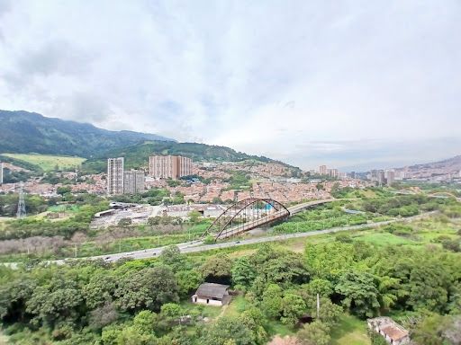 Apartamento en arriendo Antioquia Bello Parque Tulio Ospina 70 m2 Habitaciones 3 Baños 2 Garajes 1 Precio $2500000