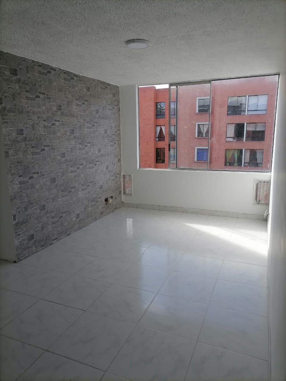 Apartamento en arriendo Cundinamarca Soacha Cr Frailejon Et I 50 m2 Habitaciones 3 Baños 1 Garajes 0 Precio $850000