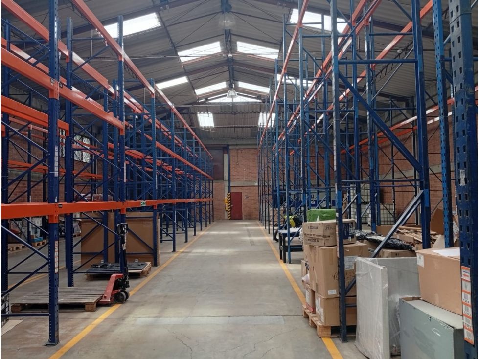 Bodega en arriendo Cundinamarca Bogotá Ciudad Quirigua 1187 m2 Habitaciones 0 Baños 6 Garajes 5 Precio $40000000