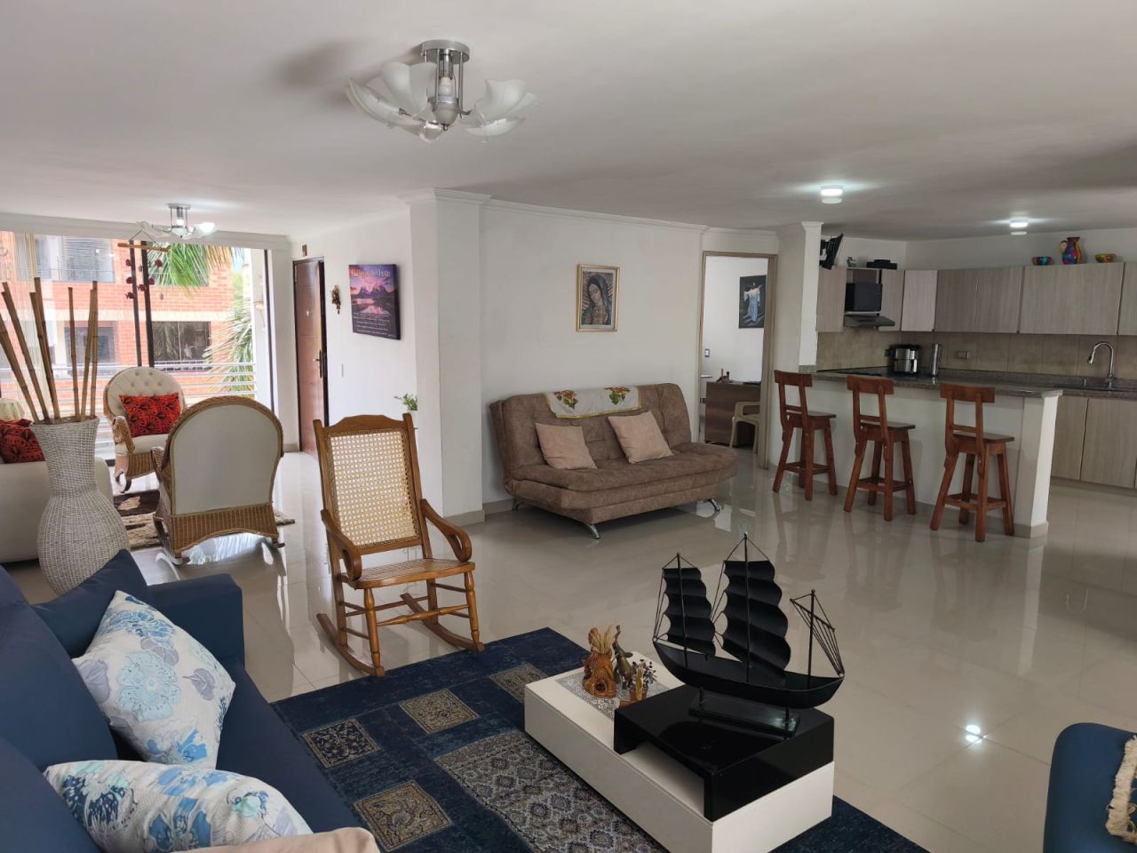 Apartamento en venta Antioquia Medellín Simon Bolivar 158 m2 Habitaciones 4 Baños 3 Garajes 2 Precio $865000000
