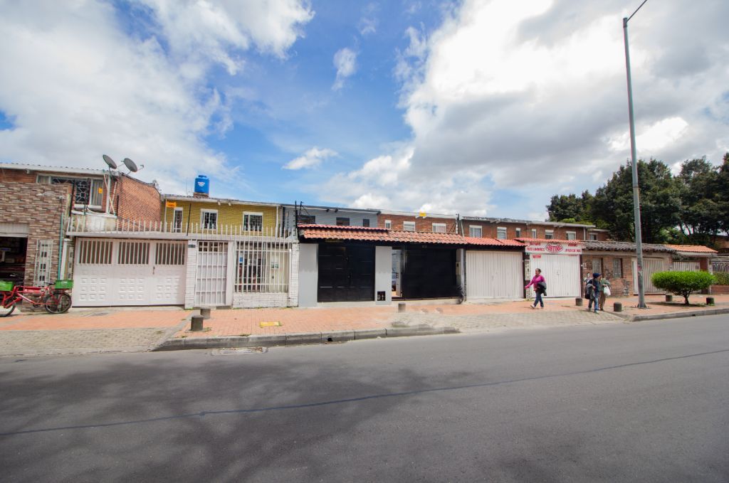 Apartamento en arriendo Cundinamarca Bogotá La Esmeralda 28 m2 Habitaciones 1 Baños 1 Garajes 0 Precio $1450000