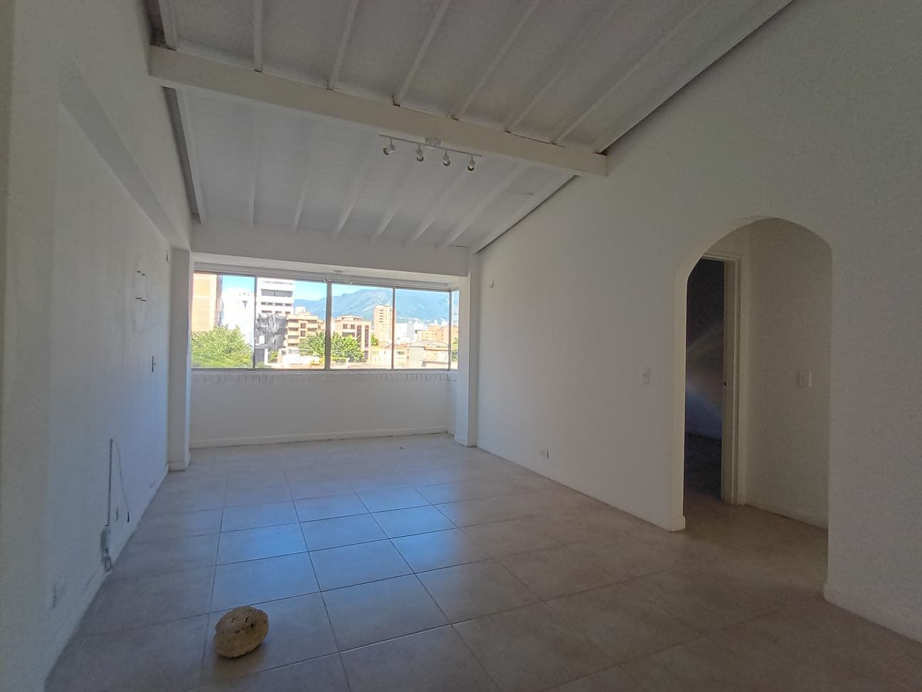Apartamento en arriendo Antioquia Medellín Las Acacias 92 m2 Habitaciones 2 Baños 1 Garajes 1 Precio $4200000