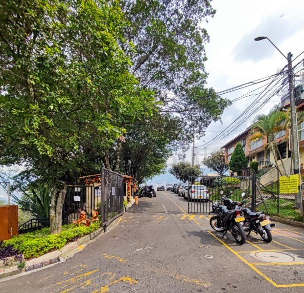 Casa en arriendo Antioquia Medellín San Antonio De Prado 90 m2 Habitaciones 3 Baños 1 Garajes 0 Precio $2500000