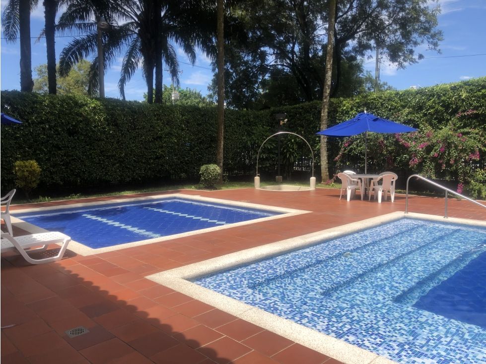 Apartamento en arriendo Valle Del Cauca Cali El Ingenio 86 m2 Habitaciones 3 Baños 2 Garajes 1 Precio $2400000