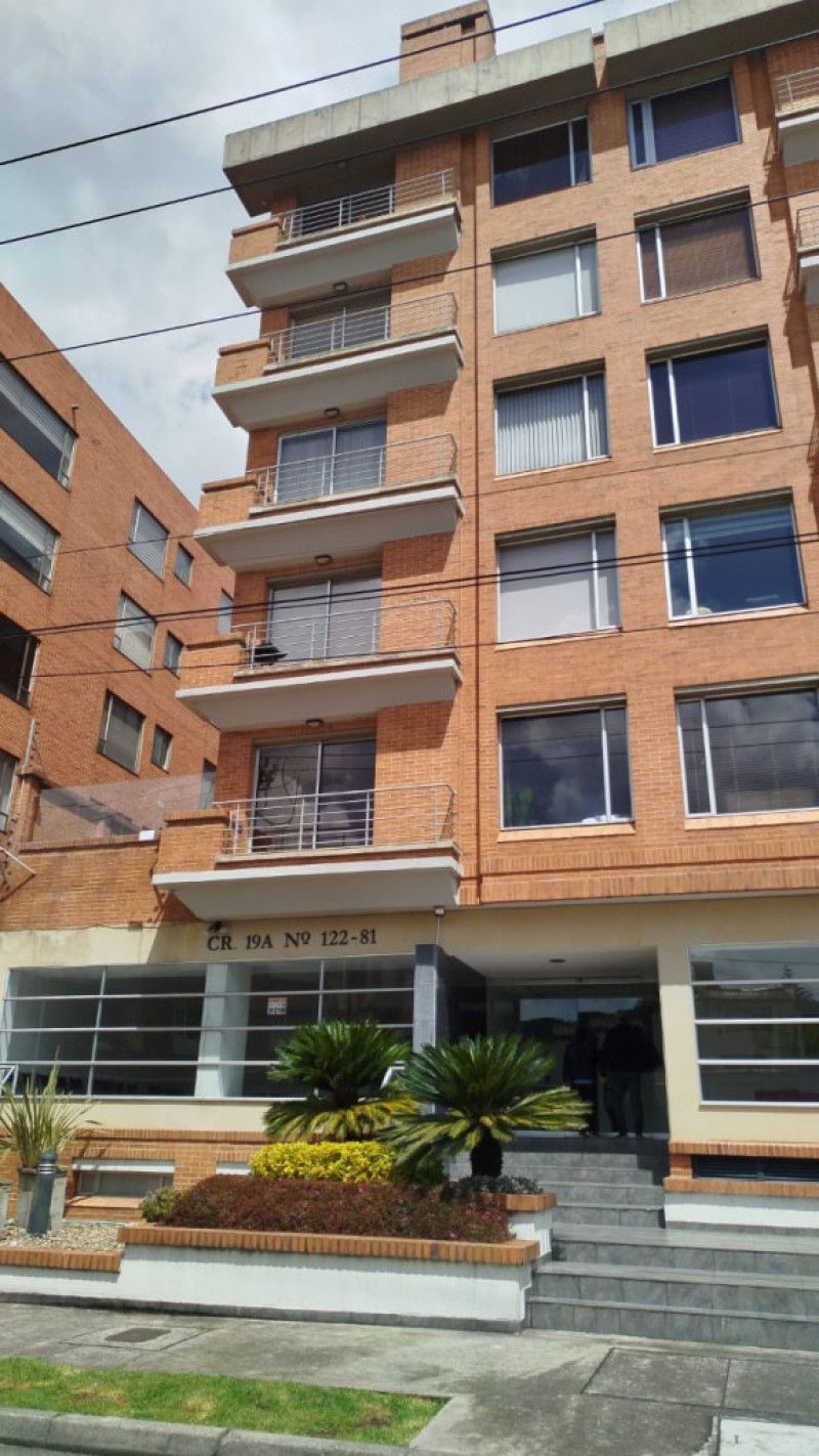 Apartamento en arriendo Cundinamarca Bogotá Santa Barbara Occidental 122 m2 Habitaciones 2 Baños 3 Garajes 2 Precio $5500000