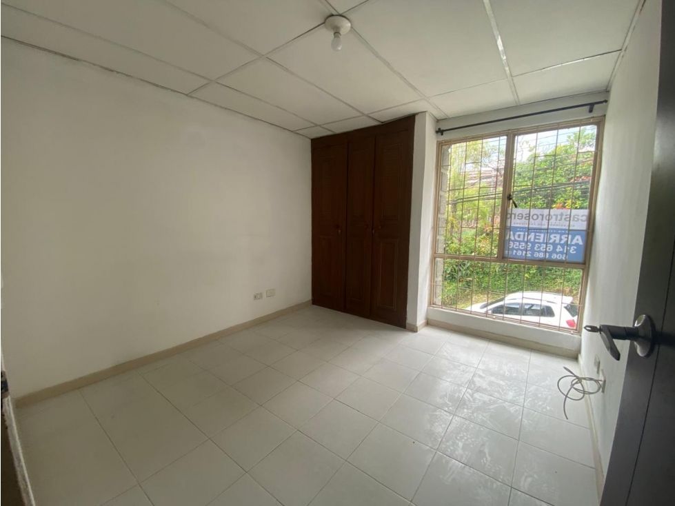 Casa en arriendo Caldas Manizales Los Pinos 54 m2 Habitaciones 3 Baños 1 Garajes 0 Precio $1400000