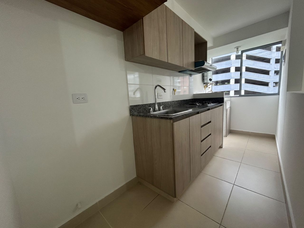 Apartamento en arriendo Antioquia Envigado Loma Del Barro 70 m2 Habitaciones 3 Baños 2 Garajes 1 Precio $2800000