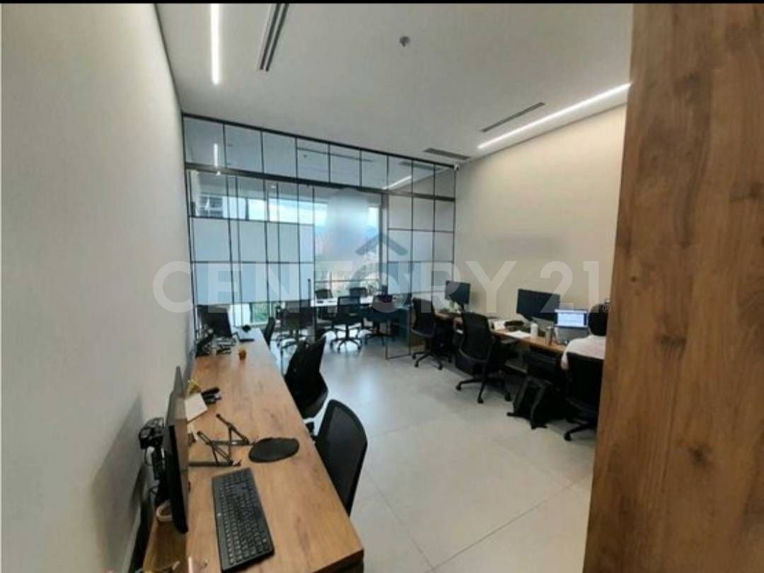 Oficina en arriendo Antioquia Medellín Castropol 33 m2 Habitaciones 0 Baños 1 Garajes 1 Precio $3800000