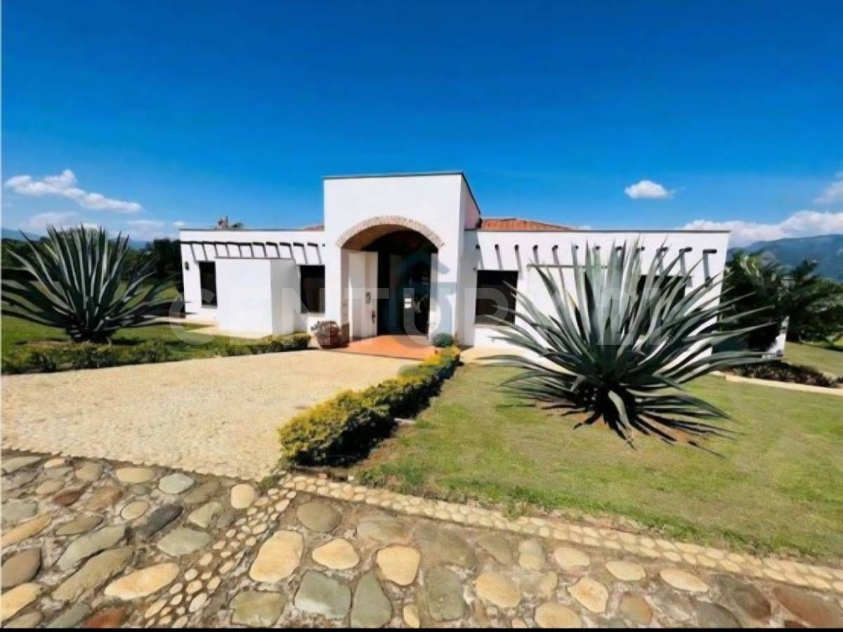 Finca en venta Antioquia Tarso Tarso 470 m2 Habitaciones 6 Baños 6 Garajes 0 Precio $3500000000