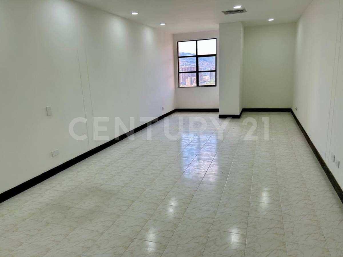 Oficina en arriendo Antioquia Medellín Astorga 40 m2 Habitaciones 0 Baños 1 Garajes 1 Precio $3900000
