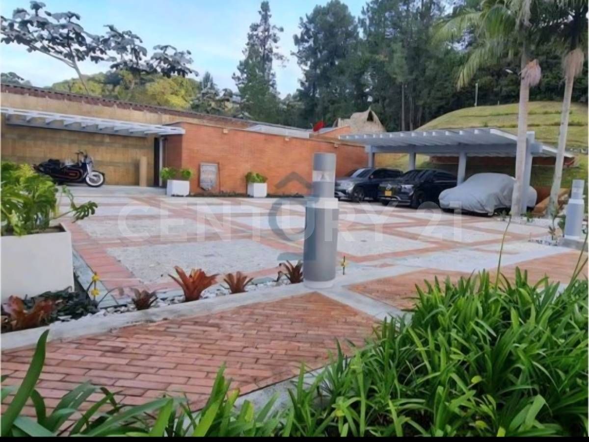 Casa en venta Antioquia Envigado Envigado 480 m2 Habitaciones 5 Baños 6 Garajes 13 Precio $5500000000