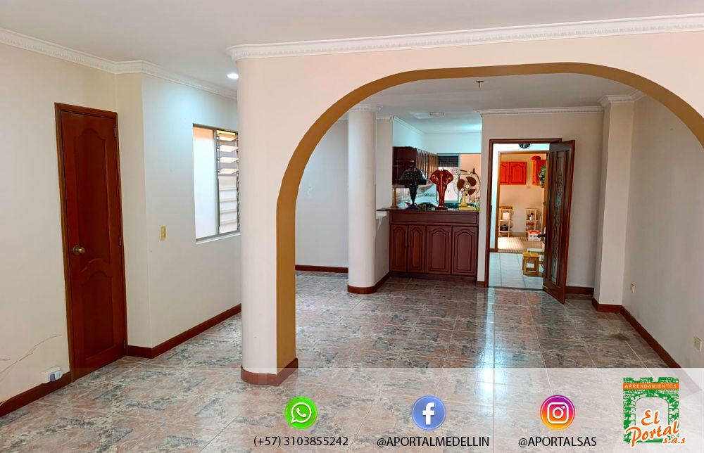 Casa en arriendo Antioquia Medellín Sucre 155 m2 Habitaciones 3 Baños 3 Garajes 0 Precio $3000000