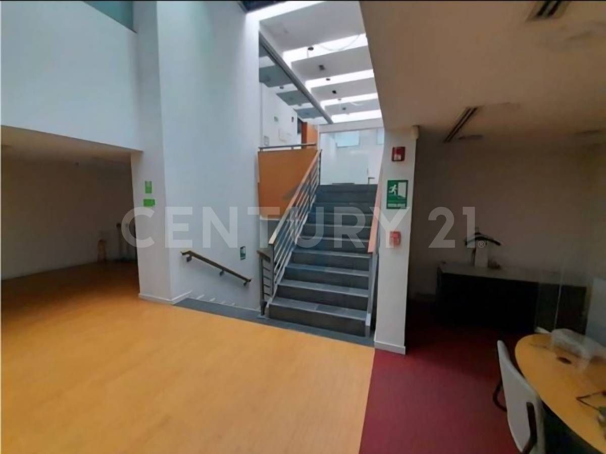 Local en arriendo Antioquia Medellín El Poblado 597 m2 Habitaciones 0 Baños 6 Garajes 7 Precio $70000000