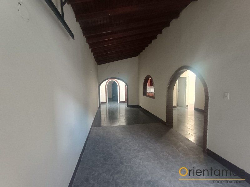Casa en arriendo Antioquia Medellín Belen 210 m2 Habitaciones 6 Baños 4 Garajes 1 Precio $5000000