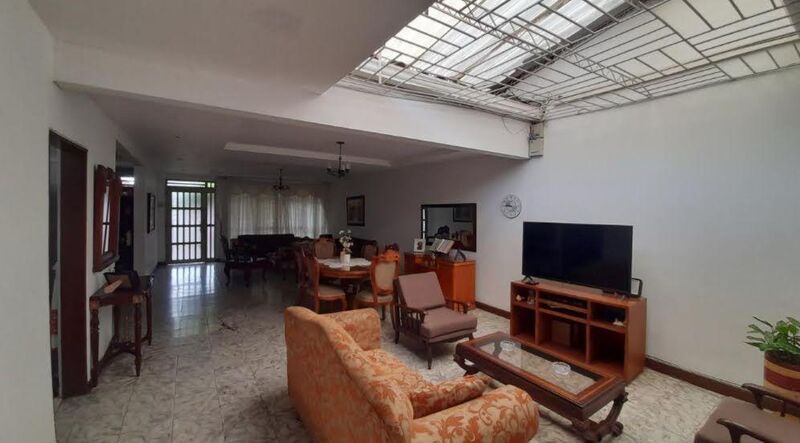 Casa en venta Valle Del Cauca Cali Eucarístico 203 m2 Habitaciones 4 Baños 3 Garajes 1 Precio $650000000