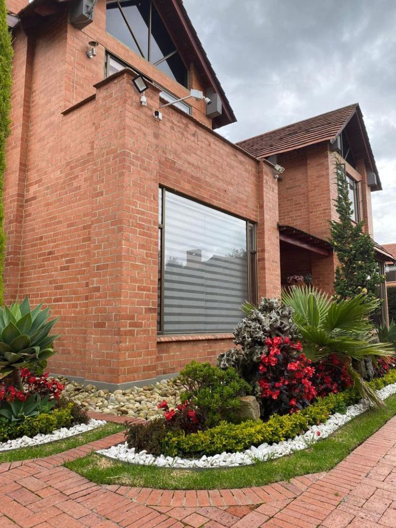 Casa en arriendo Cundinamarca Cajicá Gran Colombia 250 m2 Habitaciones 3 Baños 5 Garajes 3 Precio $7500000