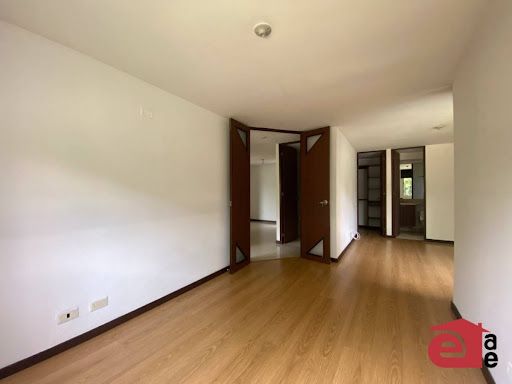 Apartamento en arriendo Antioquia Envigado La Inmaculada 87 m2 Habitaciones 2 Baños 2 Garajes 1 Precio $3700000