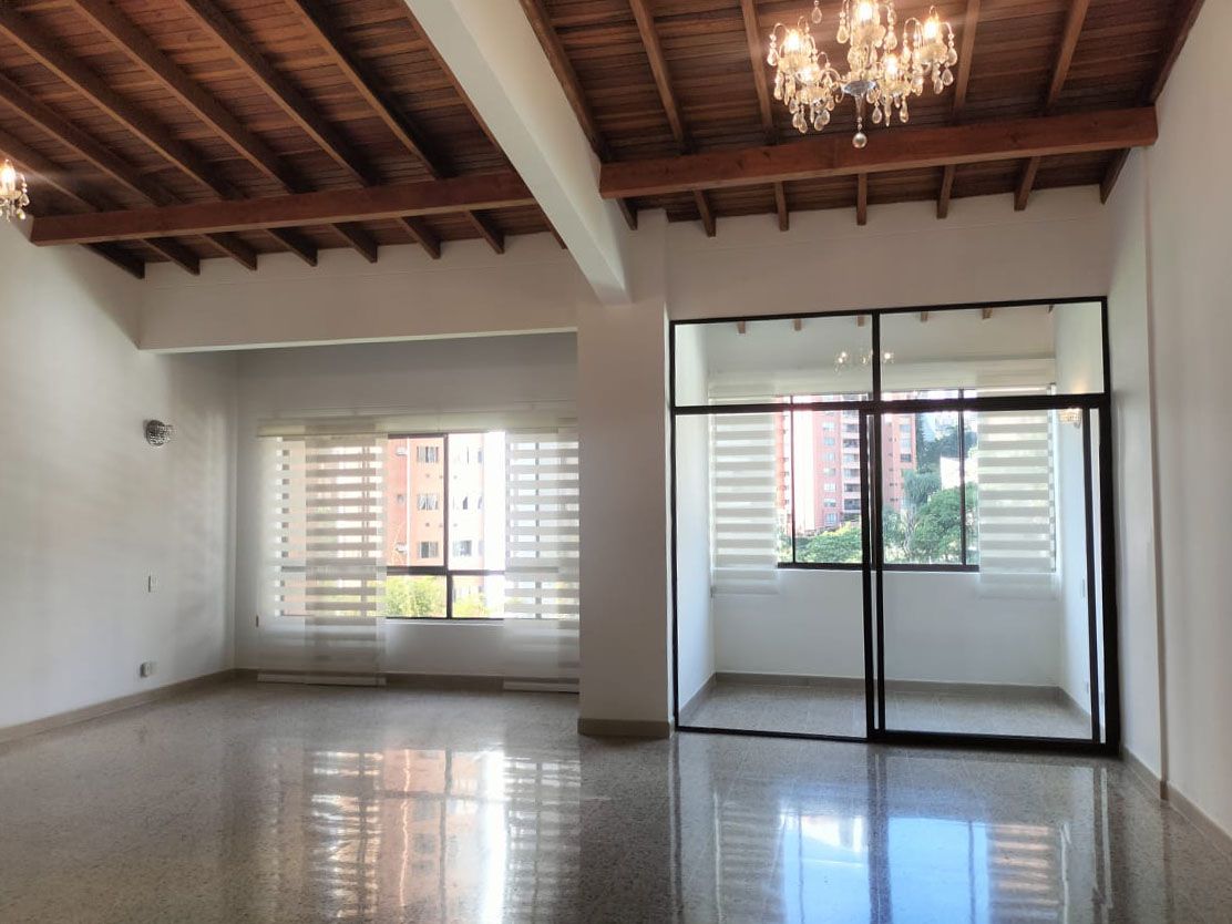 Apartamento en arriendo Antioquia Medellín Alejandria 140 m2 Habitaciones 3 Baños 3 Garajes 1 Precio $6200000