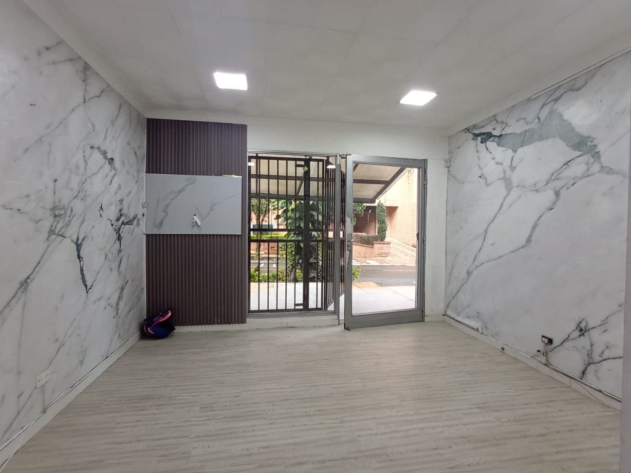 Local en arriendo Antioquia Medellín Laureles 90 m2 Habitaciones 0 Baños 1 Garajes 0 Precio $4200000