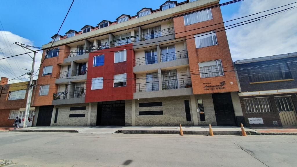 Apartamento en arriendo Cundinamarca Bogotá Villemar Fontibon 43 m2 Habitaciones 2 Baños 1 Garajes 0 Precio $1500000