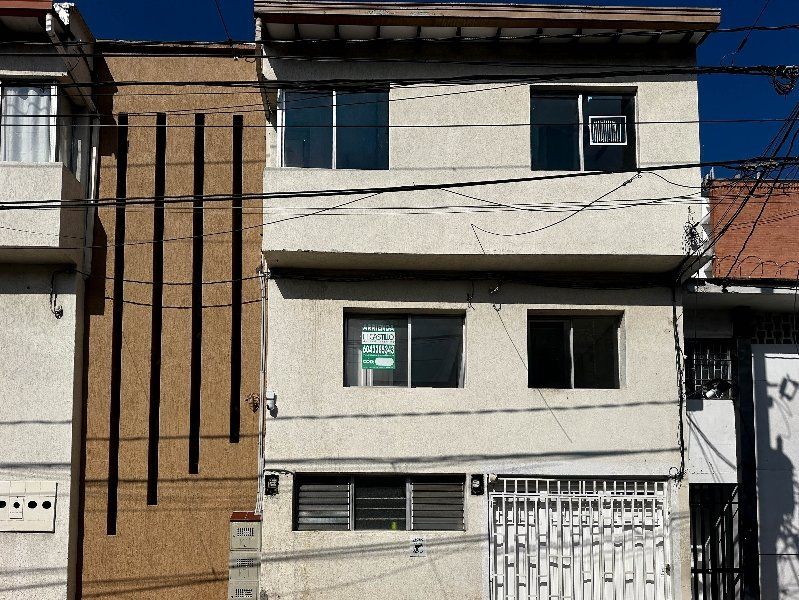 Apartamento en arriendo Antioquia Medellín San Joaquin 95 m2 Habitaciones 3 Baños 2 Garajes 0 Precio $2700000