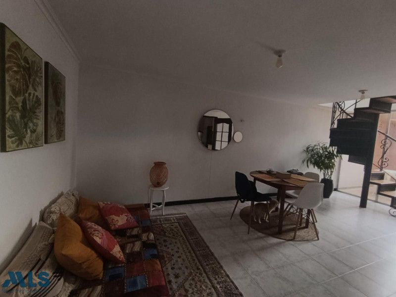 Inmuebles en Remate Apartamento en venta Antioquia Medellín Los Conquistadores 88 m2 Habitaciones 3 Baños 3 Garajes 1 Precio $600000000
