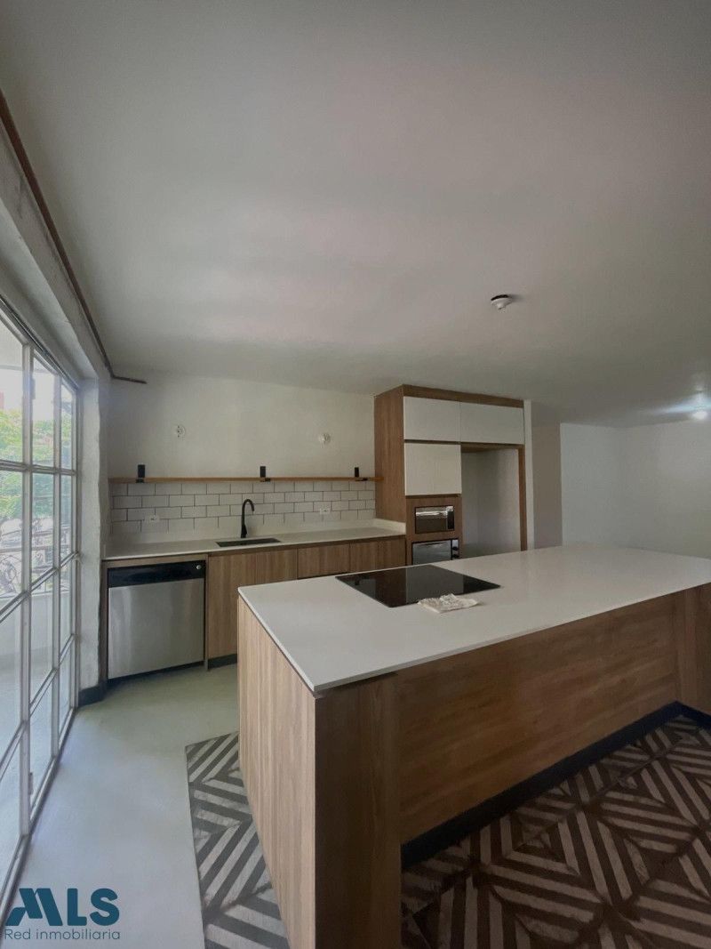 Inmuebles en Remate Apartamento en venta Antioquia Medellín Bolivariana 185 m2 Habitaciones 3 Baños 3 Garajes 1 Precio $950000000