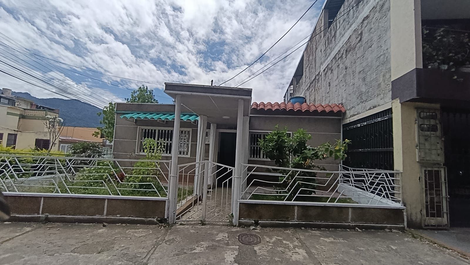 Casa en arriendo Tolima Ibagué San Simon Parte Baja 120 m2 Habitaciones 3 Baños 1 Garajes 0 Precio $1400000