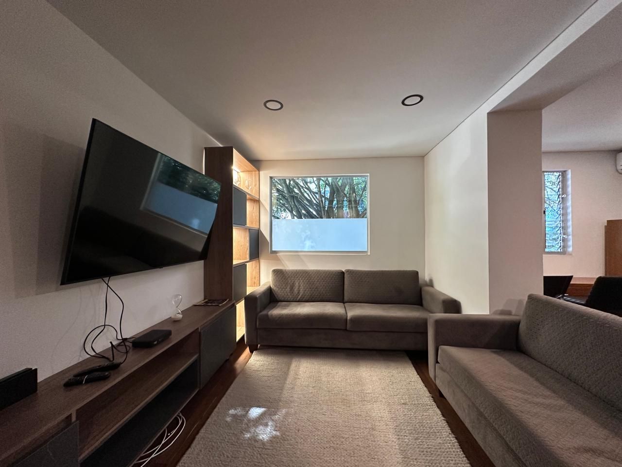 Apartamento en arriendo o venta Antioquia Medellín El Tesoro 70 m2 Habitaciones 2 Baños 2 Garajes 1 Precio venta $820000000 Precio arriendo $5800000