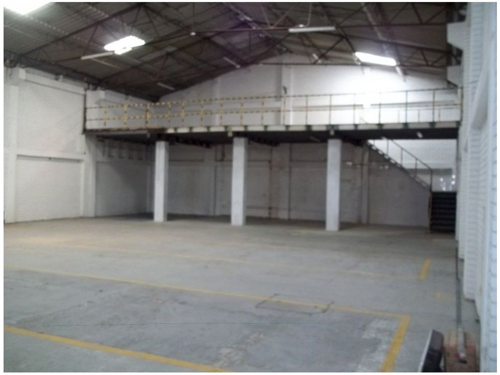 Bodega en venta Cundinamarca Bogotá Cundinamarca 635 m2 Habitaciones 0 Baños 5 Garajes 2 Precio $3200000000