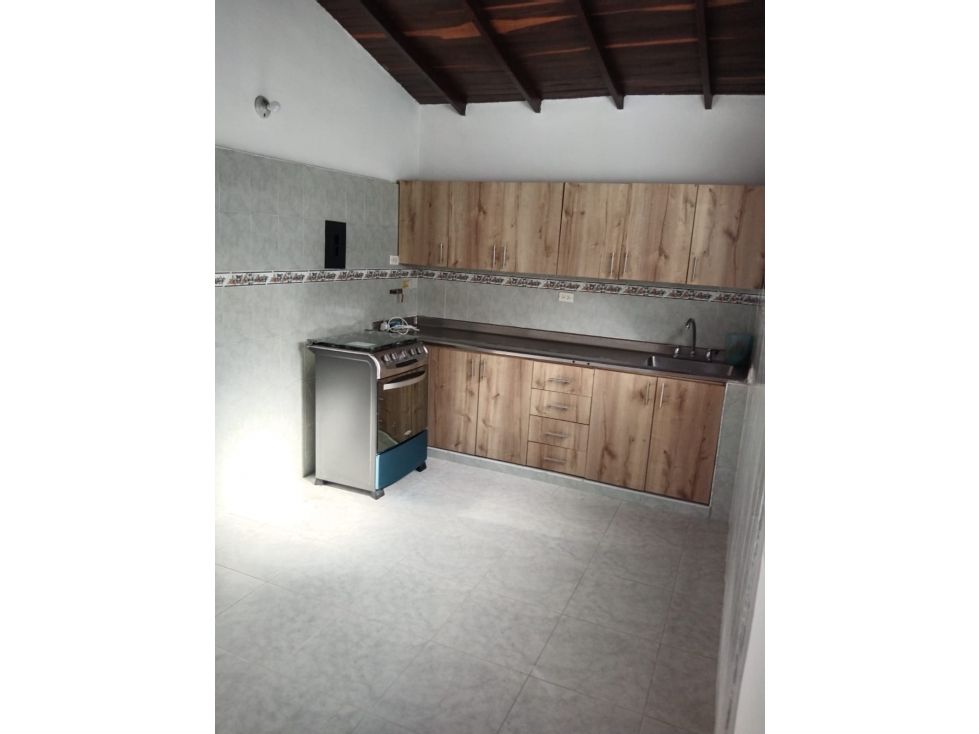 Casa en venta Antioquia Medellín La Candelaria 165 m2 Habitaciones 8 Baños 3 Garajes 1 Precio $1450000000