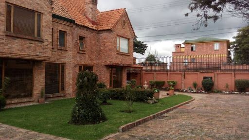 Casa en venta Cundinamarca Chía Tranquilandia 270 m2 Habitaciones 4 Baños 5 Garajes 3 Precio $1090000000