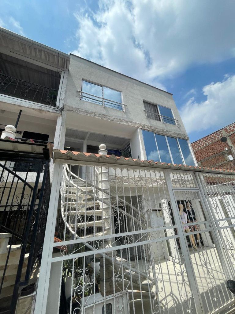 Apartamento en arriendo Valle Del Cauca Cali Panamericano 75 m2 Habitaciones 2 Baños 2 Garajes 0 Precio $900000