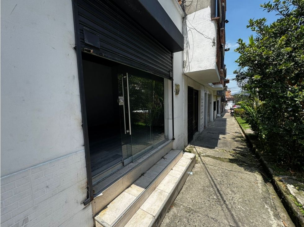 Local en arriendo Antioquia Medellín Cristobal 40 m2 Habitaciones 0 Baños 1 Garajes 0 Precio $1700000