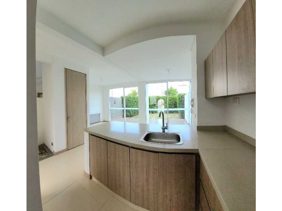 Casa en venta Valle Del Cauca Jamundí Cn Almendros Del Castillo 113 m2 Habitaciones 3 Baños 3 Garajes 1 Precio $430000000