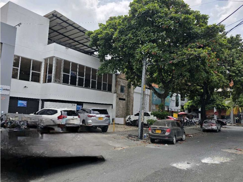 Edificio en venta Valle Del Cauca Cali San Vicente 1814 m2 Habitaciones 30 Baños 6 Garajes 6 Precio $4500000000