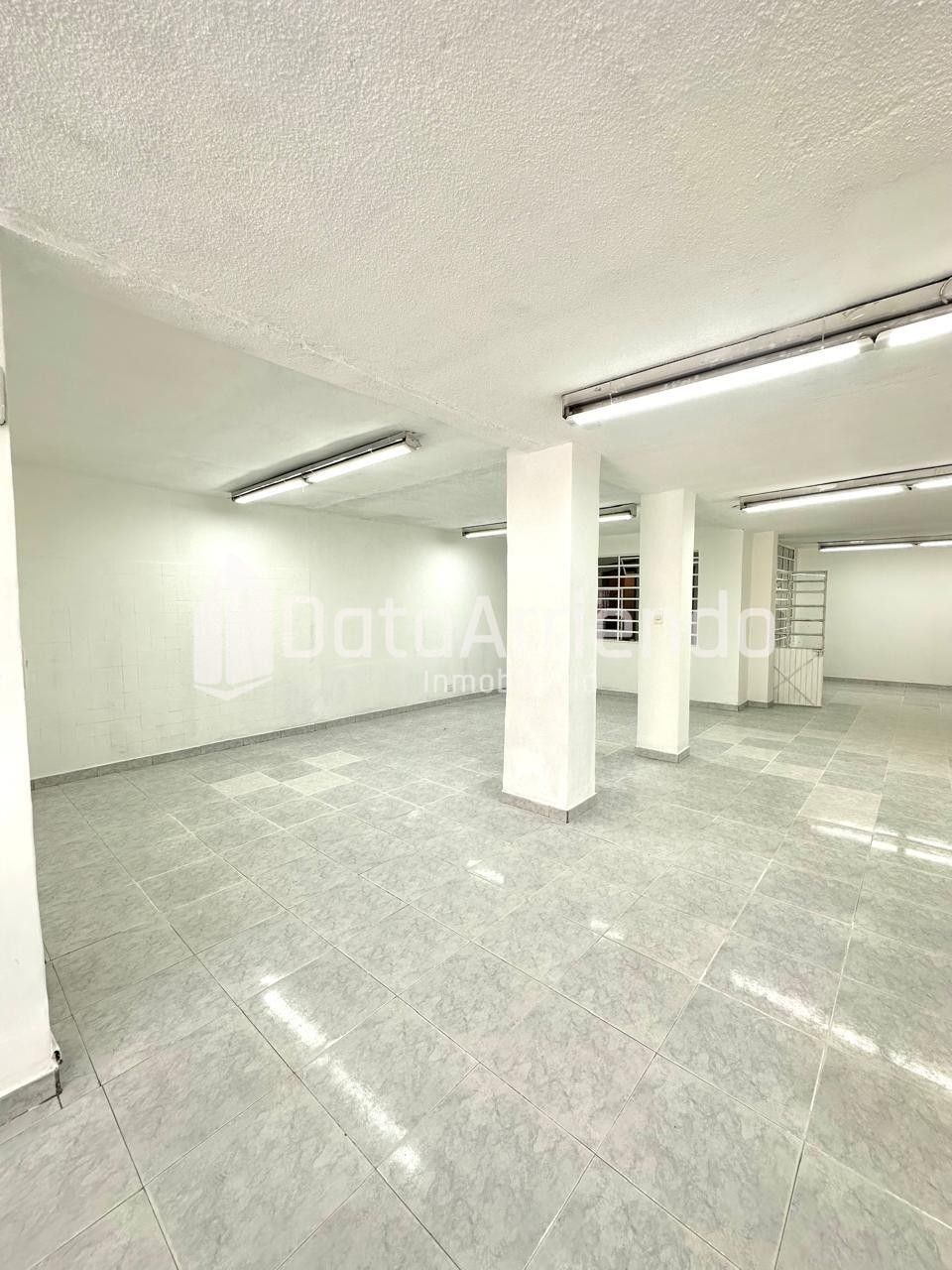 Local en arriendo Cundinamarca Bogotá Remanso Sur 100 m2 Habitaciones 0 Baños 2 Garajes 0 Precio $3000000