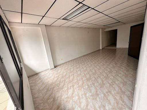 Oficina en arriendo Tolima Ibagué Cadiz 150 m2 Habitaciones 0 Baños 1 Garajes 0 Precio $1900000
