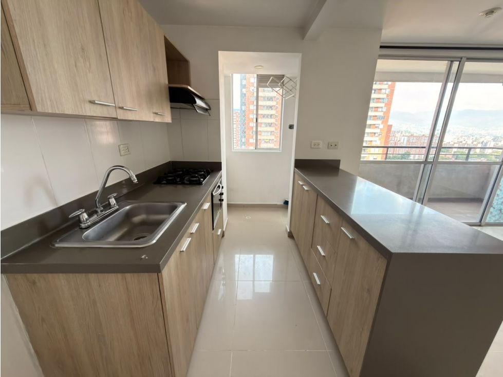 Apartamento en arriendo Antioquia Medellín San German 75 m2 Habitaciones 3 Baños 2 Garajes 1 Precio $2900000
