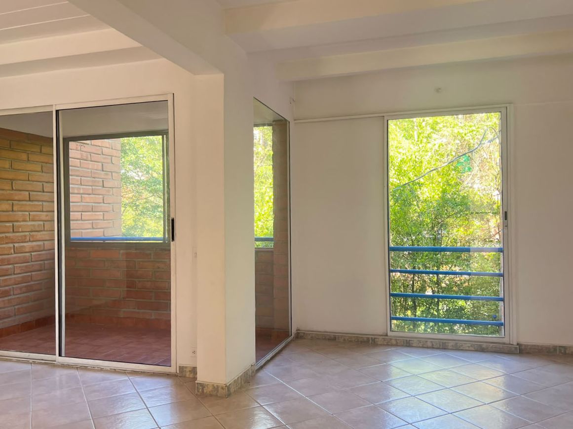 Apartamento en arriendo Antioquia Envigado Asd 90 m2 Habitaciones 3 Baños 2 Garajes 1 Precio $3150000