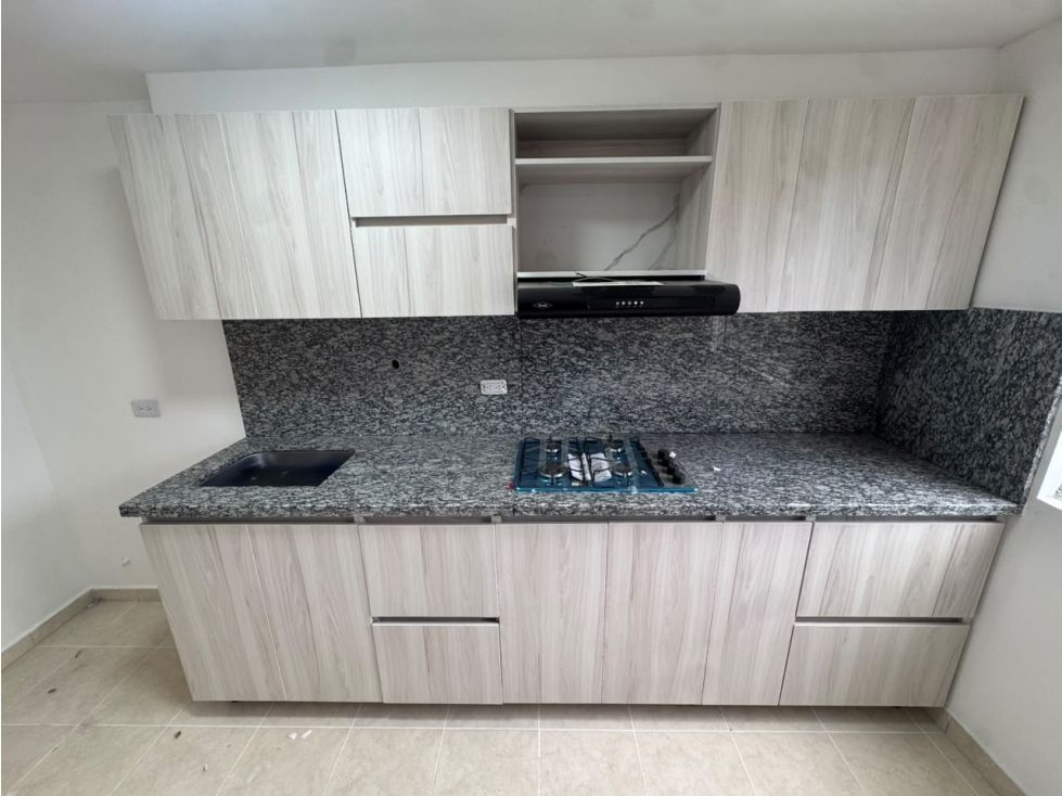 Apartamento en arriendo Antioquia Medellín El Rincon 75 m2 Habitaciones 3 Baños 2 Garajes 1 Precio $3150000